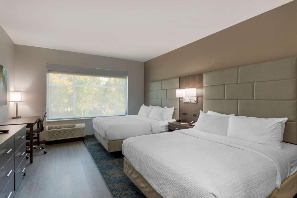 Queen Room with Two Queen Beds - Disability Access interior